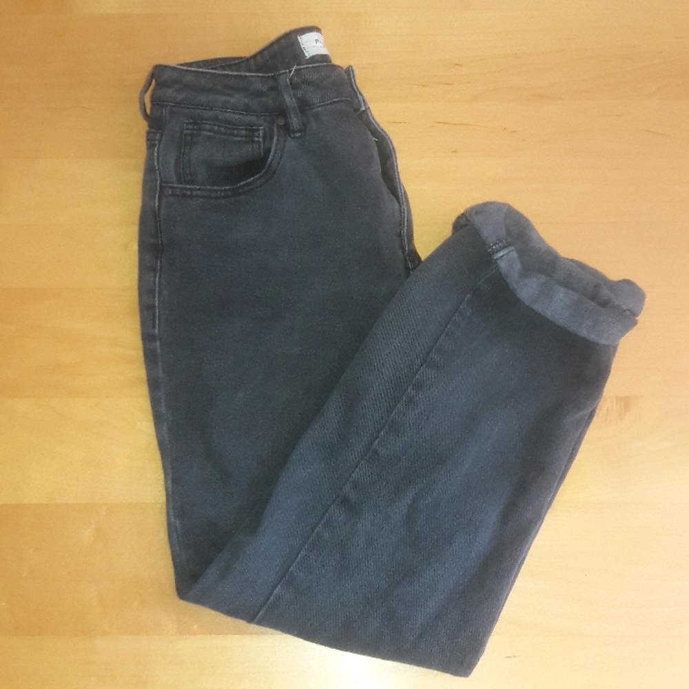 Black lightly faded Pacsun mom jean